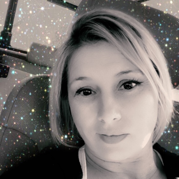 Meet your Posher, Tammy - Picture 1 of 1